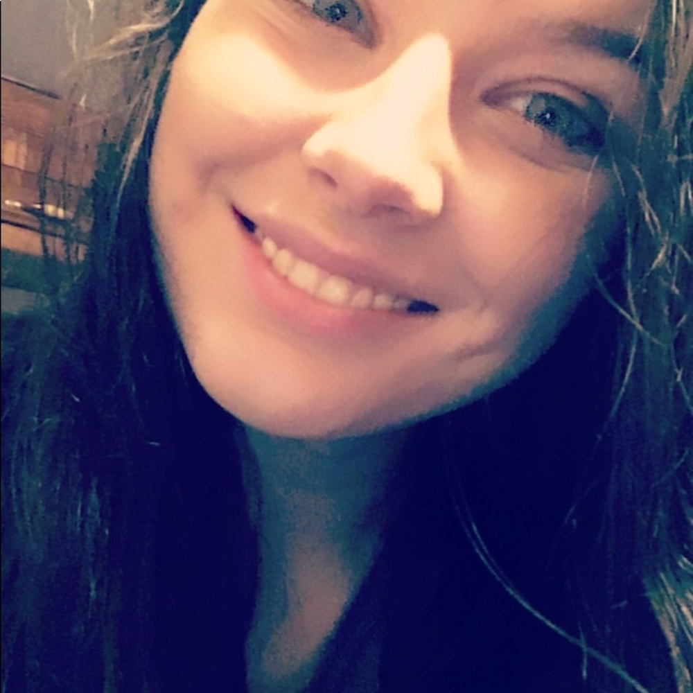 Meet your Posher, Alex